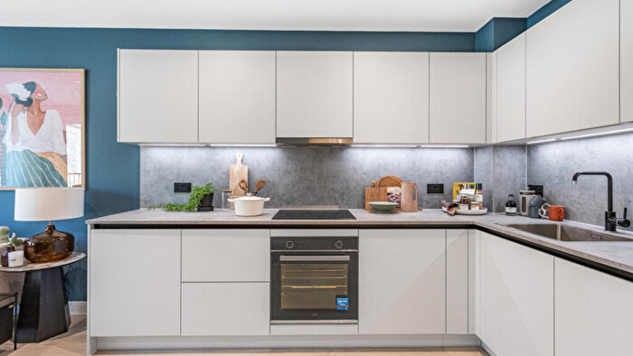 1 Bedroom Apartment For Sale In Pegler Square Kidbrooke Village Greenwich, London, SE3