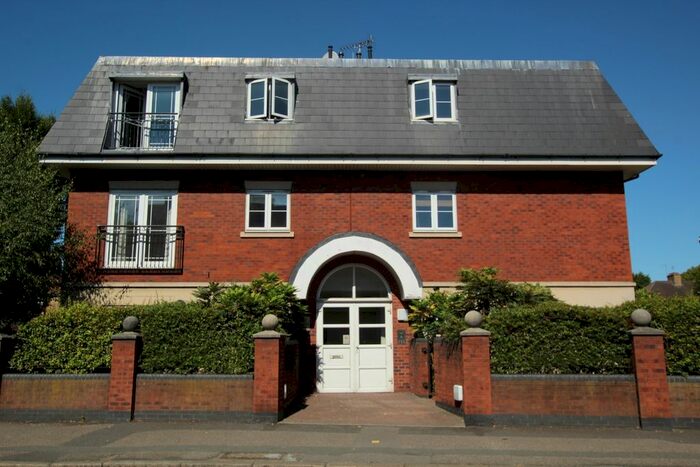 2 Bedroom Flat To Rent In Eleanor Court, Billet Lane, Hornchurch, RM11