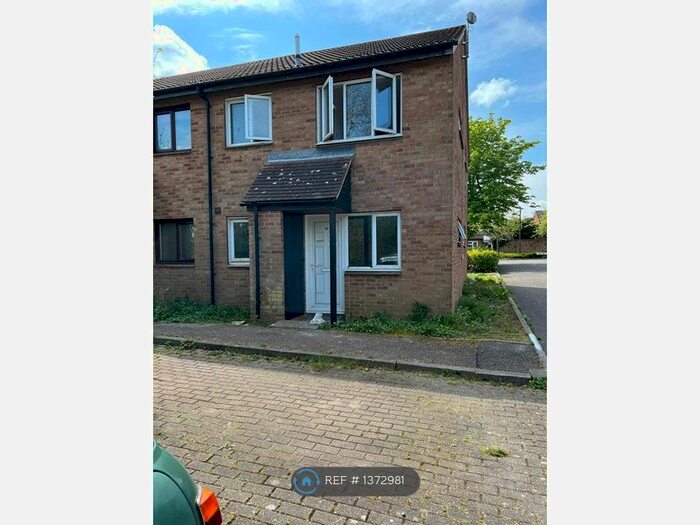 1 Bedroom End Of Terrace House To Rent In Clay Hill, Two Mile Ash, Milton Keynes, MK8