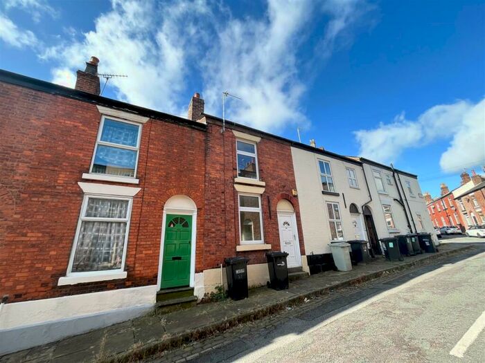 1 Bedroom House To Rent In Paradise Street, Macclesfield, SK11