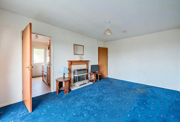 2 Bedroom Bungalow For Sale In Birch Road, Kingscourt, Stroud, Gloucestershire, GL5