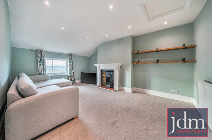 2 Bedroom Apartment To Rent In Southend Crescent, London, SE9