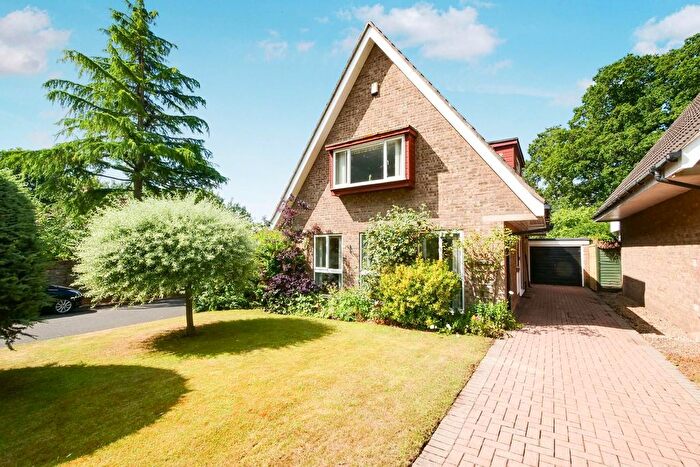 3 Bedroom Detached House For Sale In Fulford Park, Fulford, York, YO10