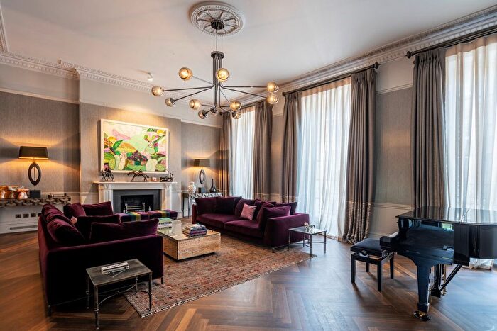 6 Bedroom Terraced House For Sale In Harley Street, London, W1G