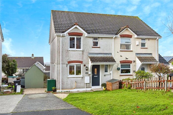 3 Bedroom Semi Detached House For Sale In The Meadows, St. Dennis, St. Austell, Cornwall, PL26