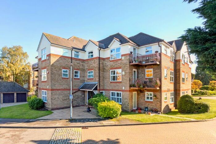 2 Bedroom Apartment To Rent In Drummond House Balmoral Gardens, SL4