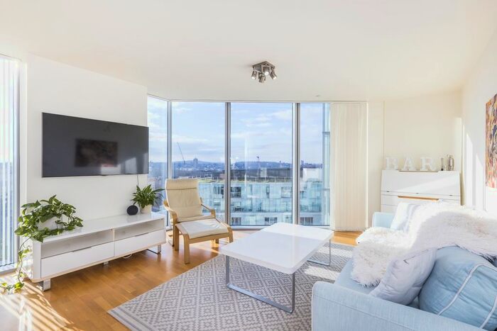 2 Bedroom Flat To Rent In Dancers Way, London, SE8