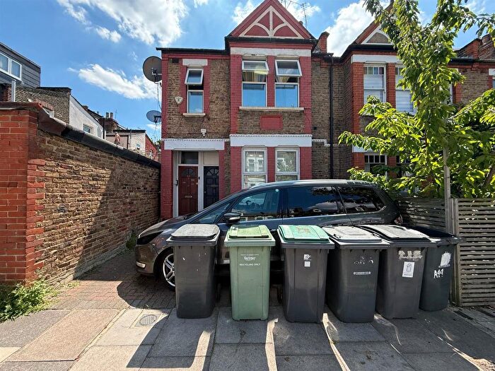 1 Bedroom Flat To Rent In Ferndale Road, Tottenham, London, N15