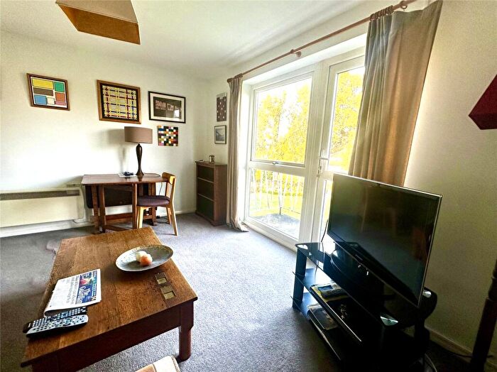 1 Bedroom Apartment To Rent In Thetford Court, Thetford Road, New Malden, Surrey, KT3