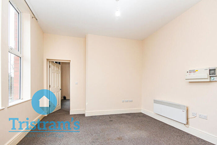 2 Bedroom Flat To Rent In Katherine House, Nottingham, NG5