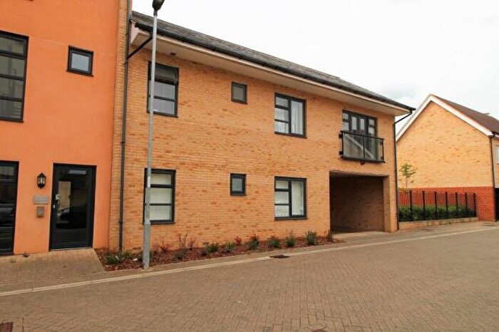 2 Bedroom Flat To Rent In Foxglove Way, Orchard Park, Cambridge, CB4