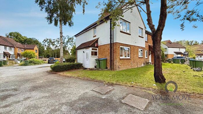 2 Bedroom Terraced House For Sale In Bertrand Way, London, SE28