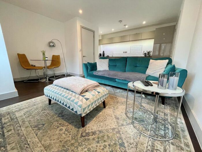 2 Bedroom Apartment To Rent In The Fitzgerald, West Bar, Sheffield, S3