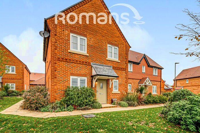 3 Bedroom Cottage To Rent In Aspen Road, High Wycombe, HP10