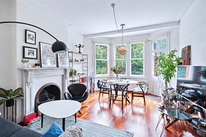 2 Bedroom Apartment To Rent In Prince Of Wales Drive, London, SW11