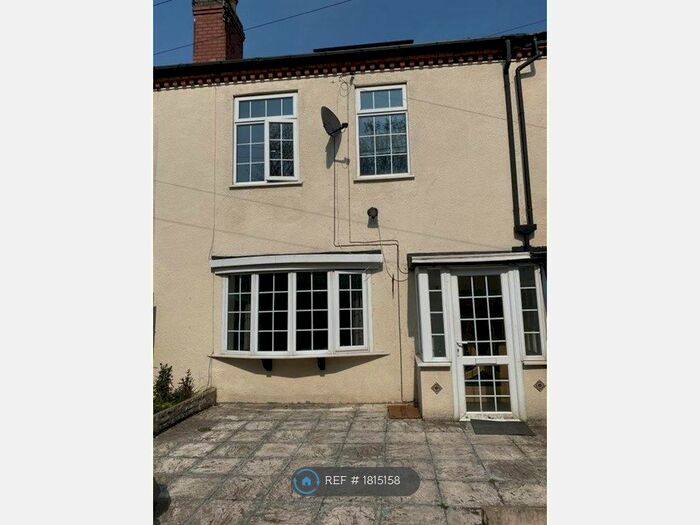 4 Bedroom Terraced House To Rent In Coplow Cottages, Birmingham, B16