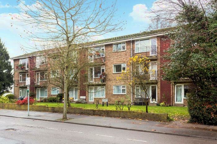 2 Bedroom Apartment To Rent In Terrapins, Lovelace Road, KT6