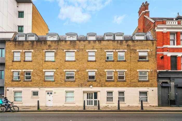 2 Bedroom Apartment To Rent In Bishops Way, London, E2