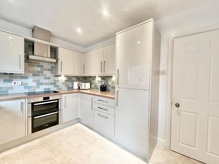 2 Bedroom Bungalow For Sale In Helmsdale Close, Ramsbottom, Bury, Greater Manchester, BL0