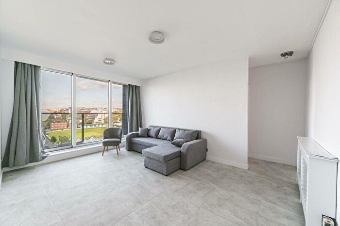 1 Bedroom Flat To Rent In St Johns Wood Road, St John's Wood, London, NW8