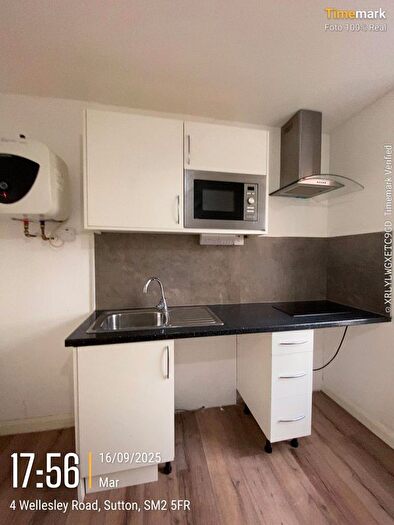 Studio To Rent In High Street, Sutton, SM1