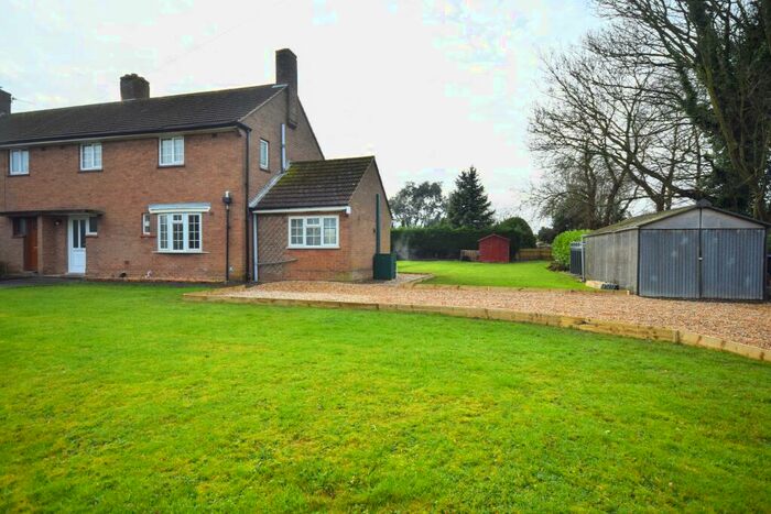 3 Bedroom Semi-Detached House For Sale In Church Walk, South Cockerington, LN11