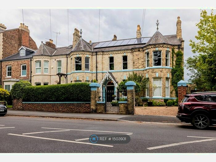 2 Bedroom Flat To Rent In Basement, York, YO24