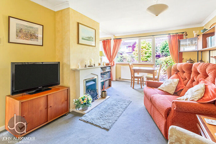2 Bedroom Semi-Detached Bungalow For Sale In Eleanor Close, Tiptree, CO5