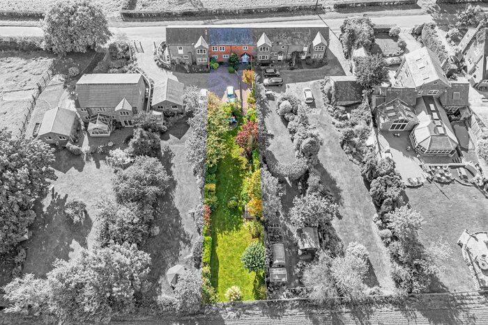 3 Bedroom Barn Conversion For Sale In Castle Hill, Kingswood, Frodsham, WA6