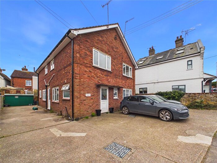 1 Bedroom Apartment To Rent In Regent Street, Rowhedge, Colchester, Essex, CO5