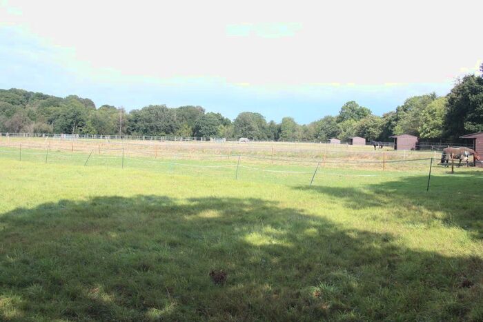 Land For Sale In Bacon Lane, Wishanger, GU10