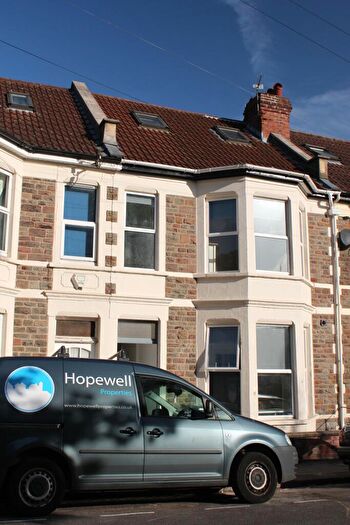 5 Bedroom Terraced House To Rent In Myrtle Road, Bristol, BS2