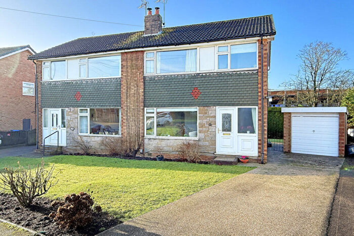 3 Bedroom Semi Detached House For Sale In Larkfield Road, Harrogate, HG2