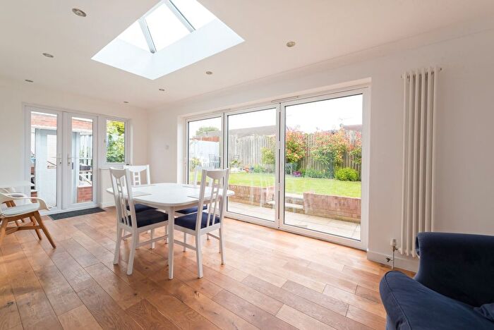 2 Bedroom Semi-Detached House For Sale In Derwent Avenue, Ramsgate, CT11