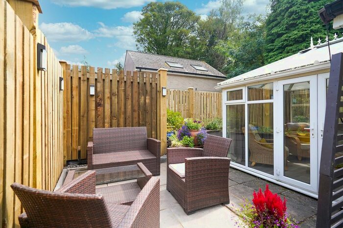 2 Bedroom Detached Bungalow To Rent In Abbeydale Road, Sheffield, S7
