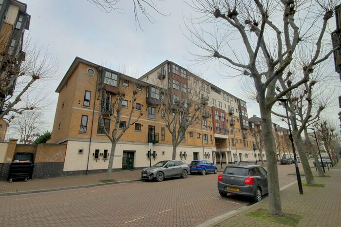 1 Bedroom Flat To Rent In Wesley Avenue, London, E16