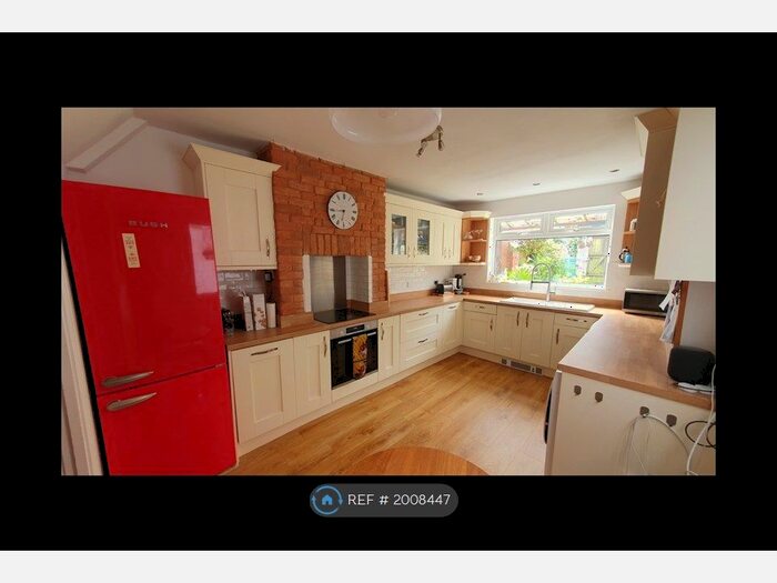 4 Bedroom Terraced House To Rent In Manston Road, Exeter, EX1