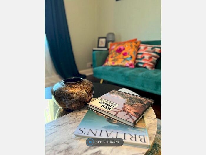 2 Bedroom End Of Terrace House To Rent In Ladygrove Drive, Guildford, GU4