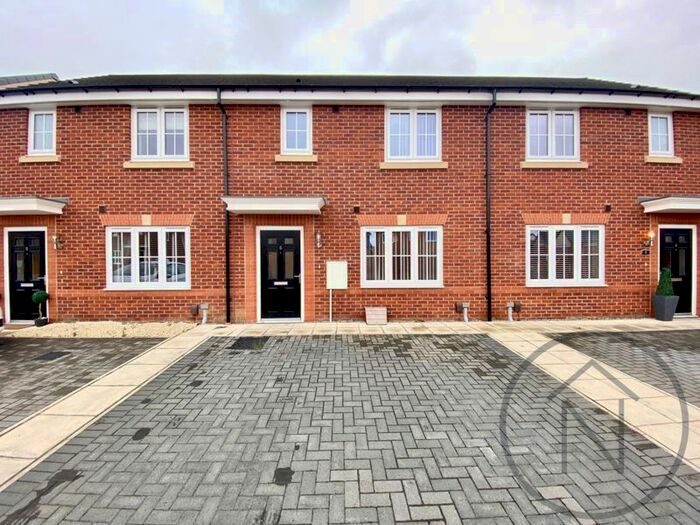 Houses for sale & to rent in DL2 1TP, FOLLAND COURT, Sadberge