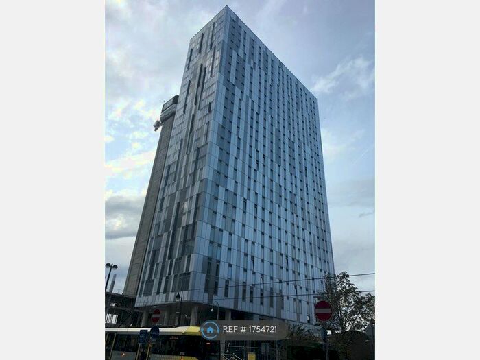2 Bedroom Flat To Rent In Michigan Point Tower B, Salford, M50