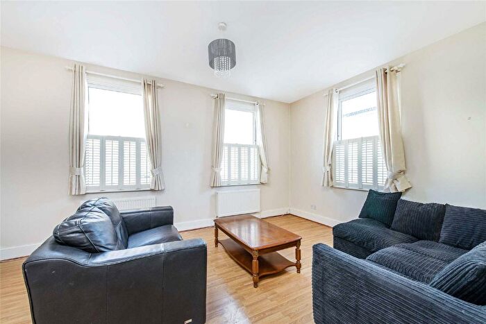 3 Bedroom End Terrace House To Rent In Orbain Road, Fulham, SW6
