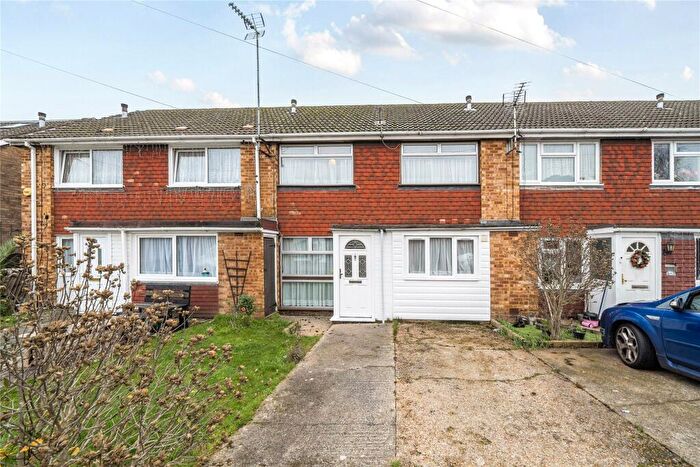4 Bedroom Terraced House For Sale In Tilbury Close, Orpington, BR5