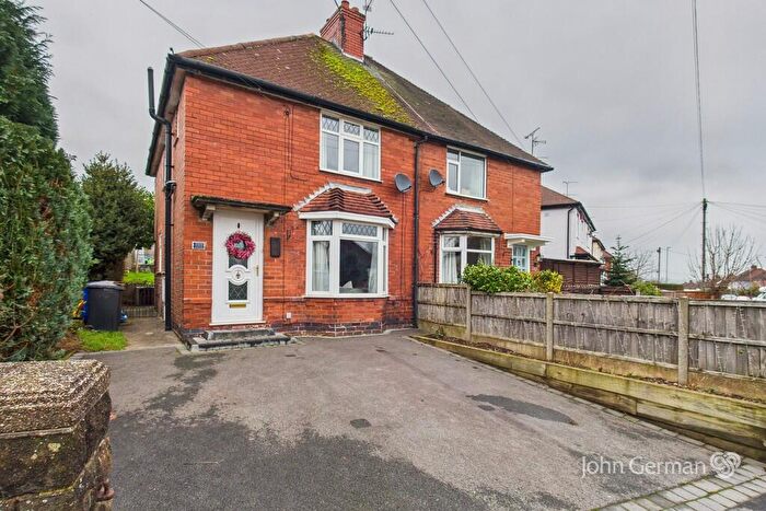 3 Bedroom Semi Detached House For Sale In Westlands Road, Uttoxeter, ST14