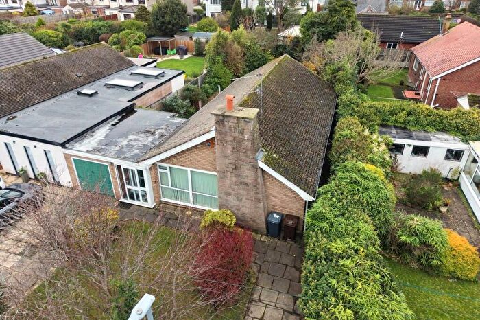 3 Bedroom Detached Bungalow For Sale In Hallmoor Close, Aughton, Ormskirk, L39