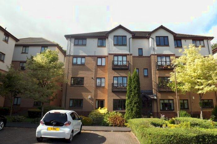 3 Bedroom Flat To Rent In Annfield Gardens, Stirling, FK8