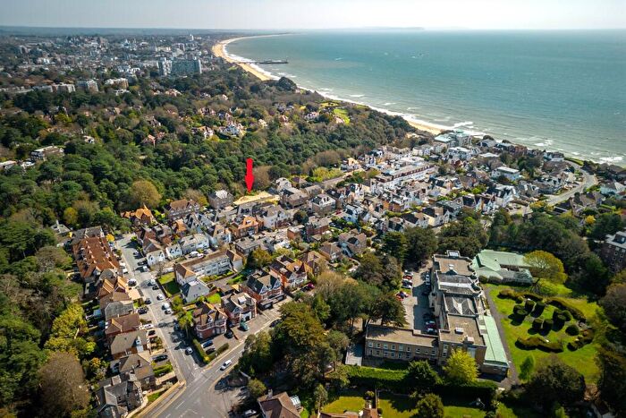 2 Bedroom Flat For Sale In Bournemouth, BH4