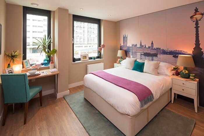 Studio To Rent In Wellesley Road, Croydon, London, CR0