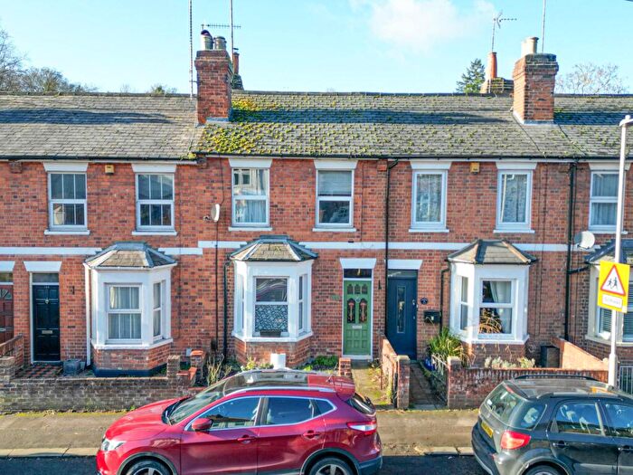 3 Bedroom Terraced House For Sale In Hemdean Road, Caversham, RG4