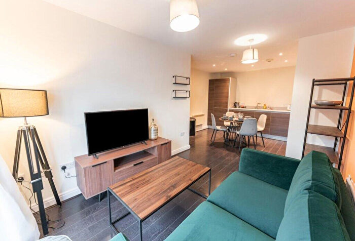 2 Bedroom Apartment To Rent In Newhall Hill, Jewellery Quarter, Birmingham City Centre, B1