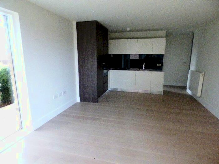 1 Bedroom Flat To Rent In Patterson Tower, Kidbrooke Park Road, London, SE3